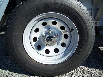 ST-175/80R-13 CLR RADIAL TIRE MOUNTED ON MOD WHEEL